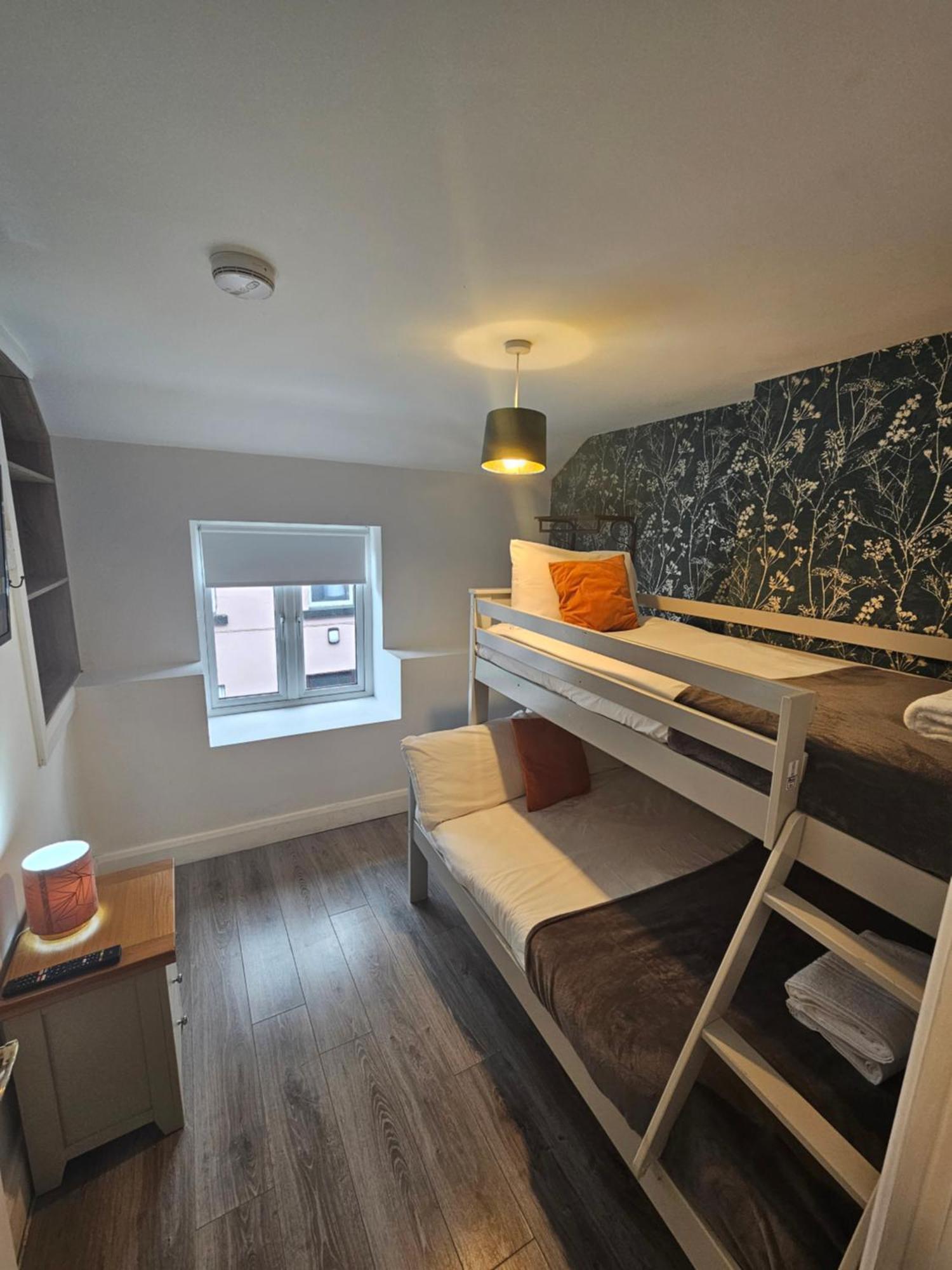 7 Eyre Square Lane Lejlighed Galway Eksteriør billede